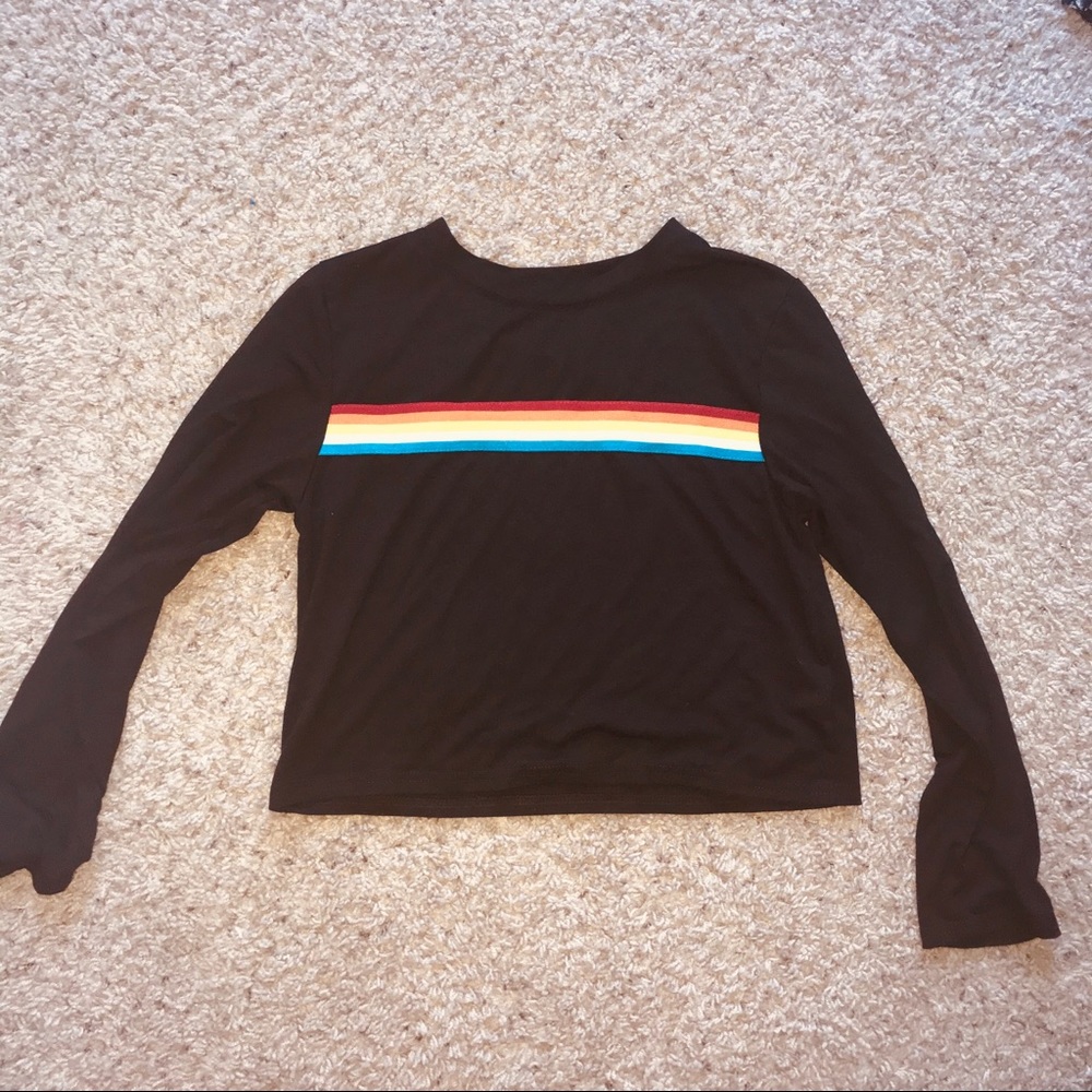 Long sleeve crop